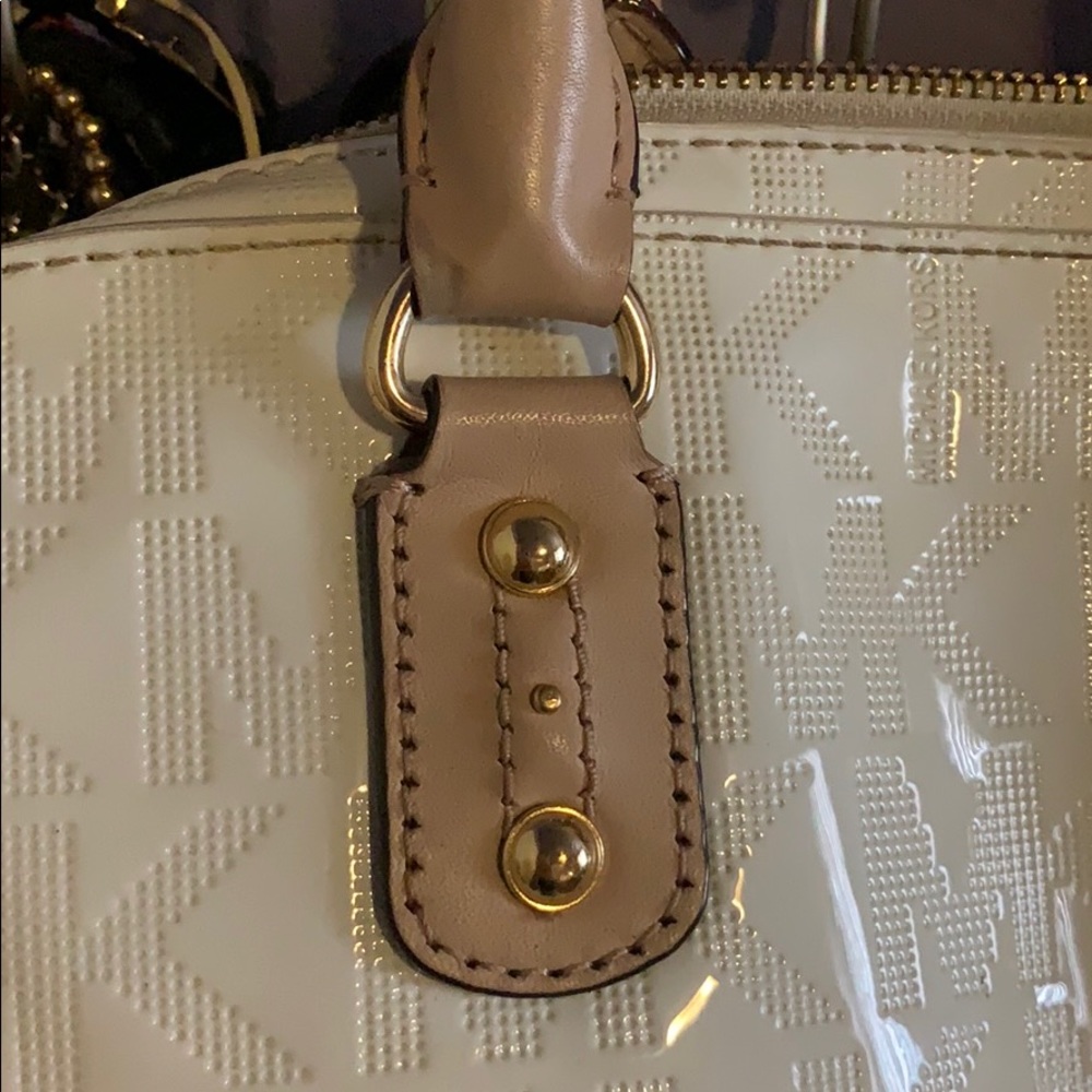 Mk: white metallic - Picture 2 of 3